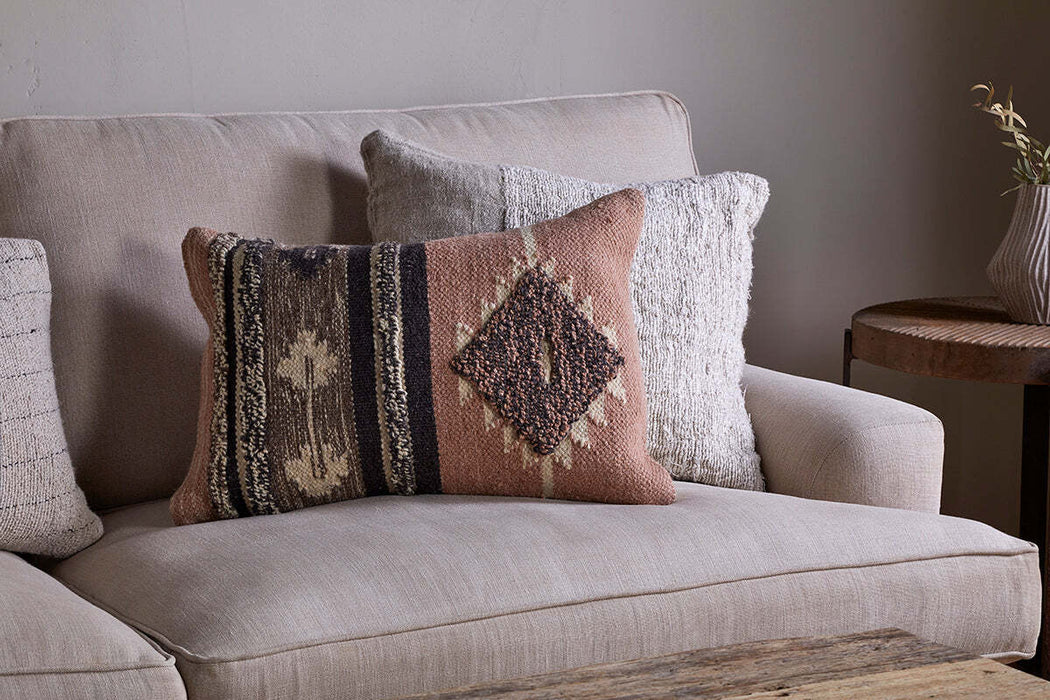 Tussi Sia Cushion Cover Dusty Pink