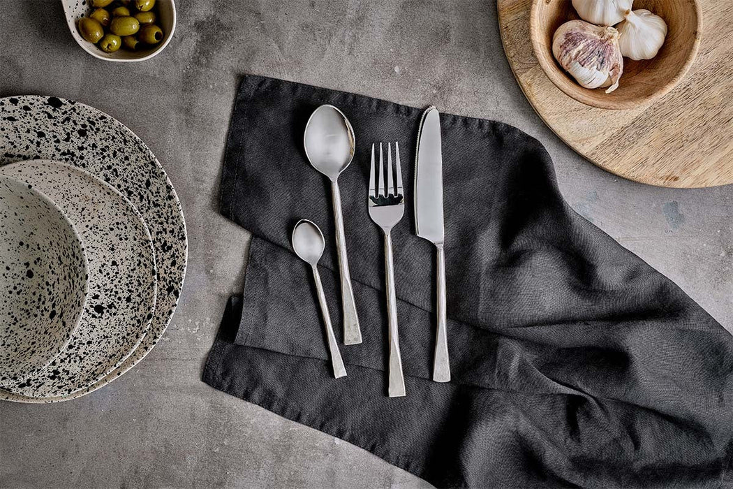 Usa Cutlery Set Brushed Silver Set Of 16