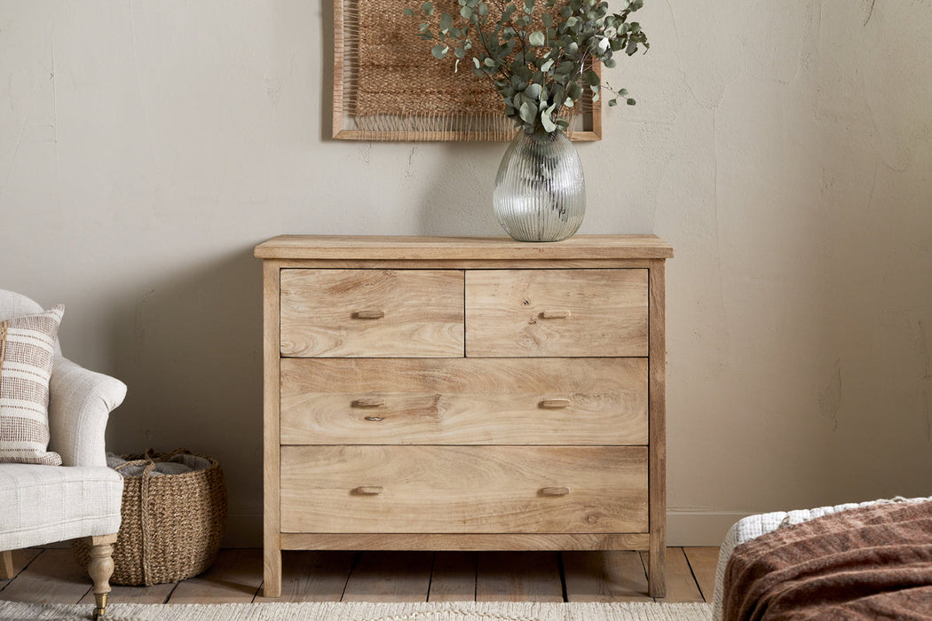 Vivan Grooved Chest Of Drawers Natural