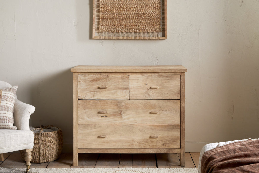 Vivan Grooved Chest Of Drawers Natural