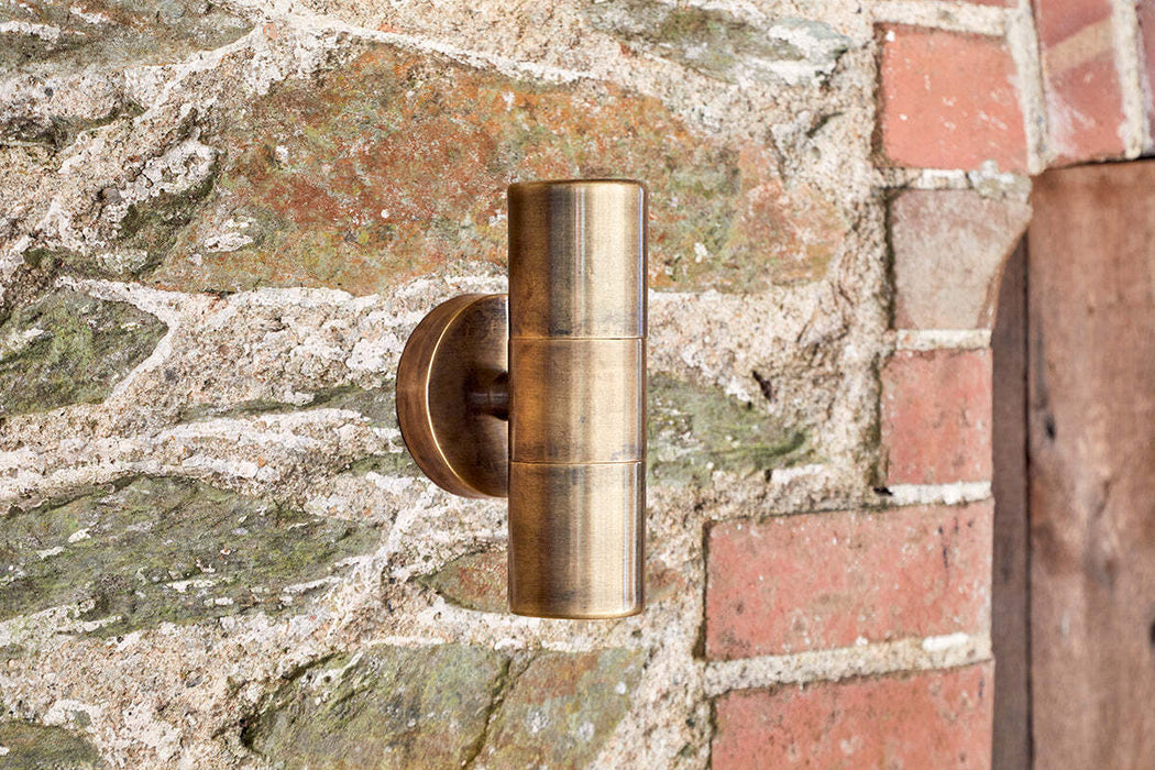 Vitla Outdoor Wall Lamp Antique Brass