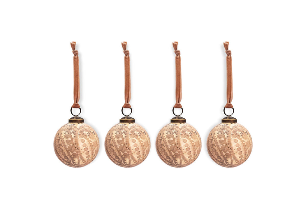 Kecci Baubles Antique Pink Set Of 4