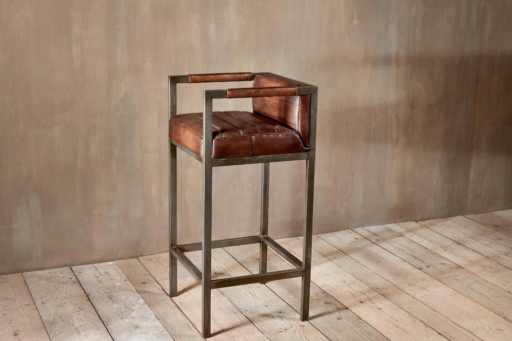 Wamma Leather Bar Chair