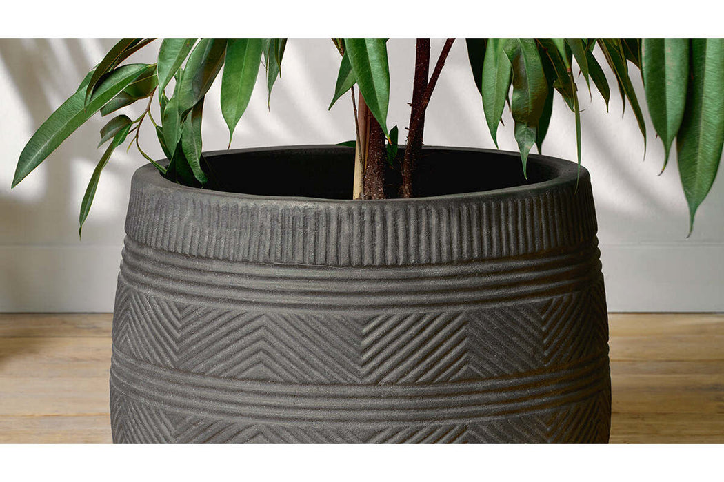 Zadie Terracotta Planter Grey Large