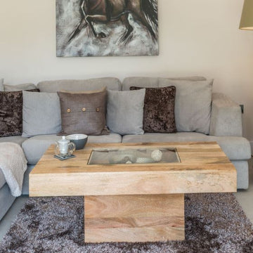 Light Acre & Artisan Premium Mango Wood 115cm Pebble Table