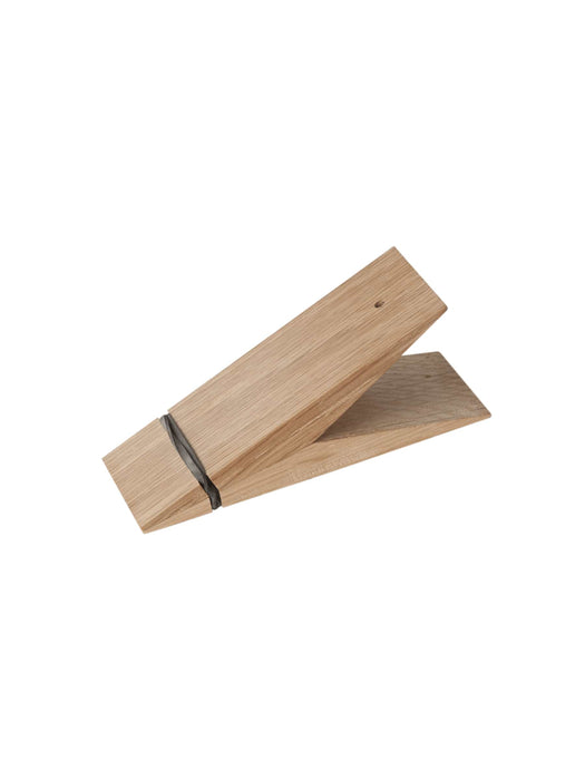 Oak Picture Clip