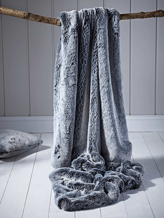Supersoft Faux Fur Throw - Husky