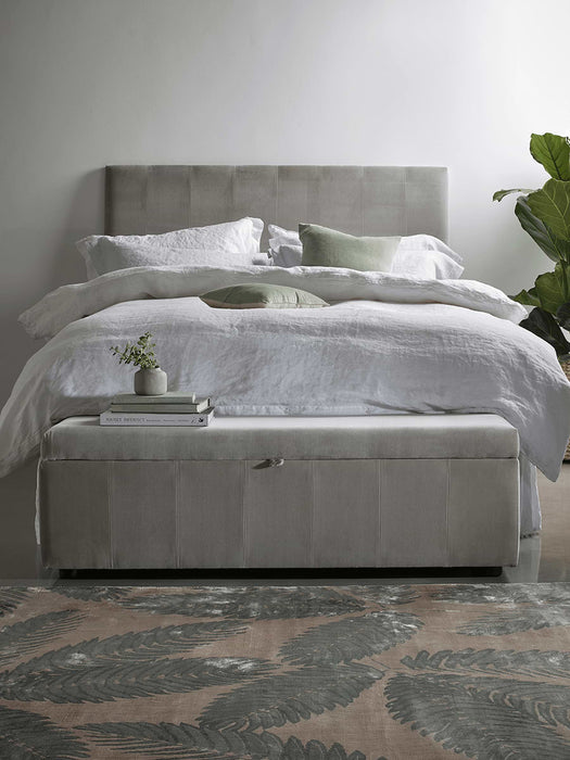 Fluted Velvet Blanket Box - Light Grey