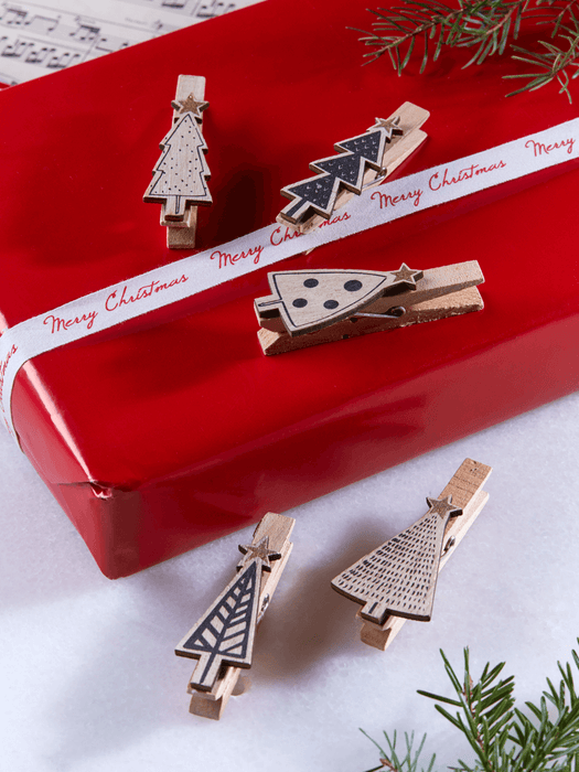 Five Tree Pegs