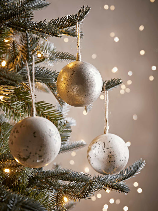 Six Antiqued Soft Gold & Cream Baubles