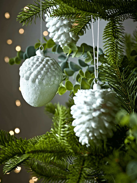Six White Pinecones & Acorns