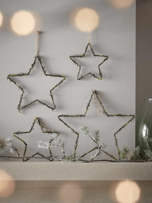 Four Pine Leaf Stars