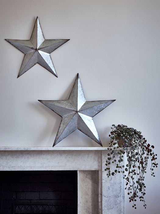 Two Zinc Hanging Stars