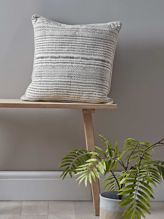 Dash Piped Cushion