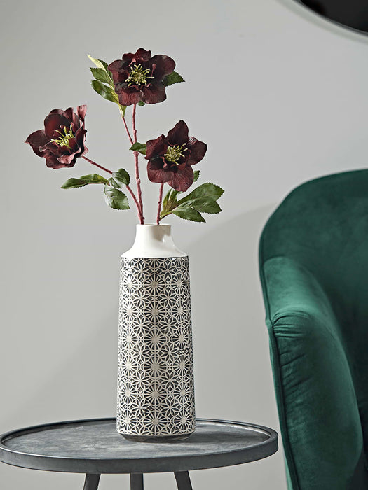 Maroq Vase