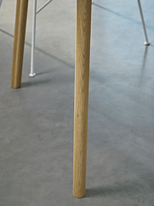 Round Oak Dining Table