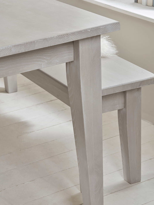 Lotte Dining Table