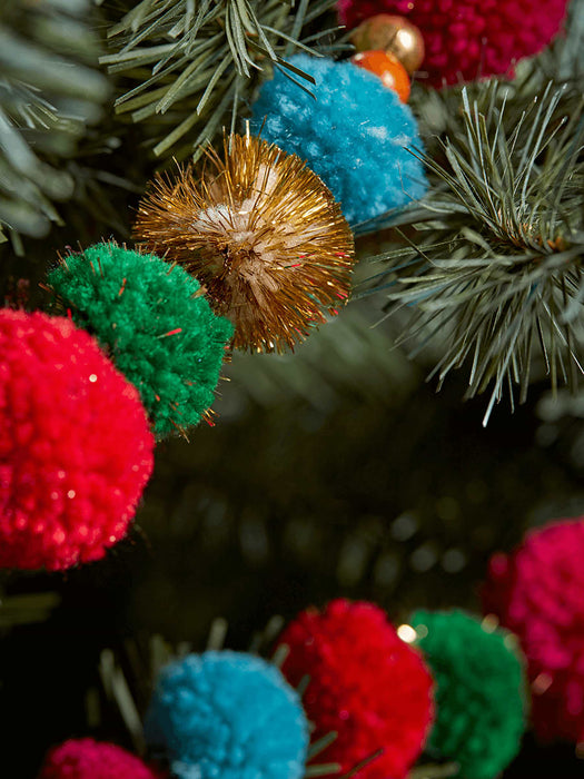 Multi Pom Pom Garland