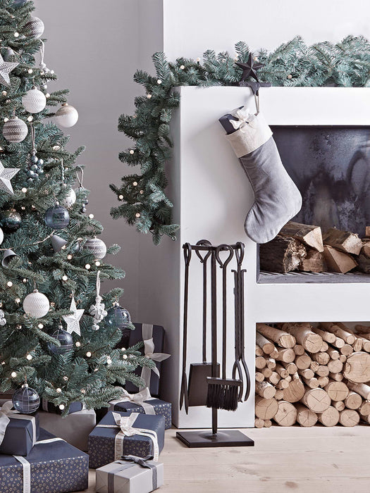Indoor Outdoor Pre-lit Garland