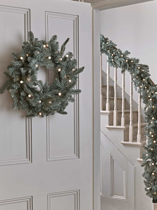 Indoor Outdoor Pre-lit Wreath