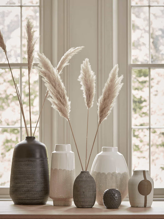Resist Glaze Vase - Wide
