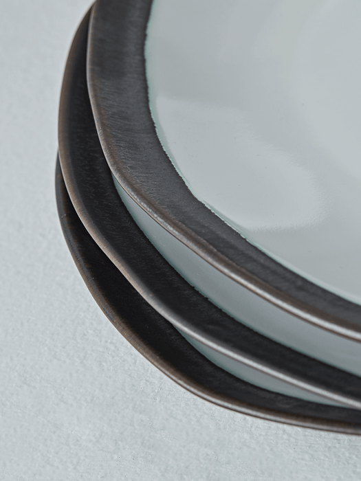 Monochrome Dinnerware Set