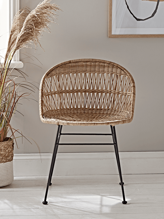 Rounded Wicker Dining Chair