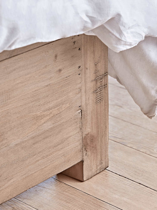 Loft Kingsize Bed