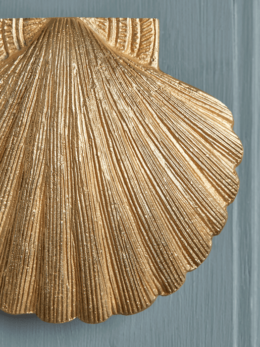 Shell Door Knocker â€“ Solid Brass