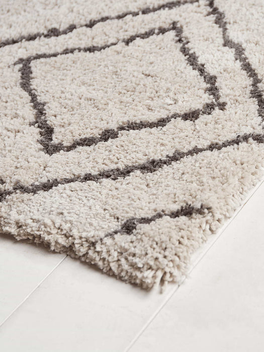 Mono Diamonds Rug