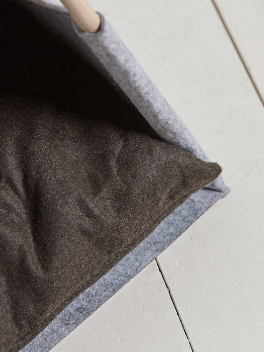 Felt Pet Tipi