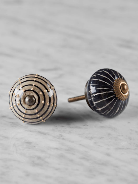 Porcelain Round Striped Knob