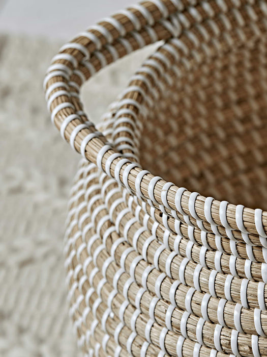 Handwoven Seagrass Round Basket - Medium