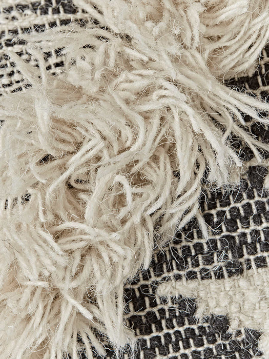 Textured Diamond Cushion