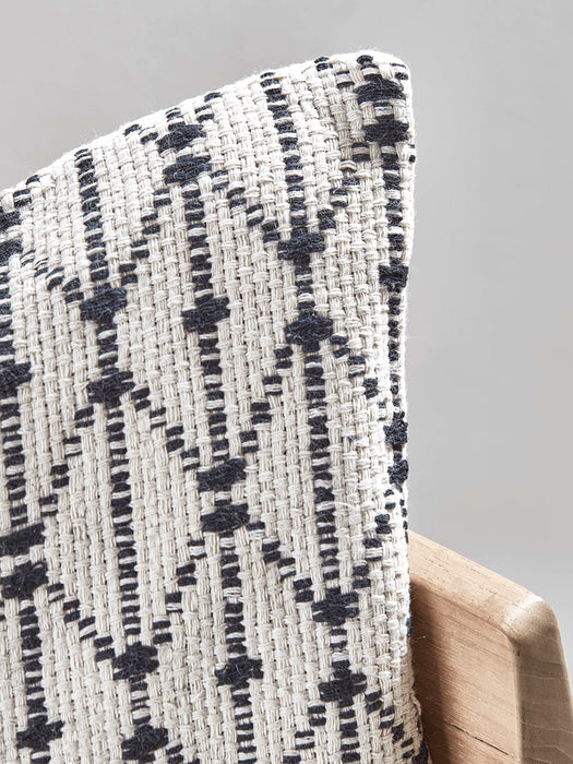 Pia Cushion