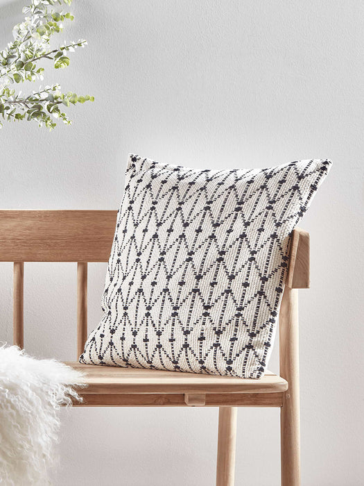 Pia Cushion