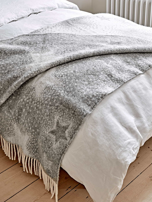 Dotty Stars Fringed Blanket