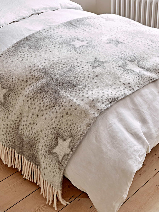 Dotty Stars Fringed Blanket