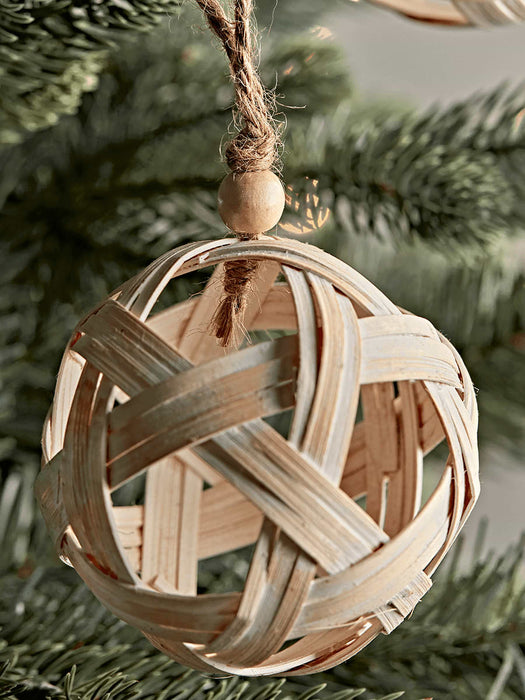 NEW Six Whitewashed Rattan Baubles