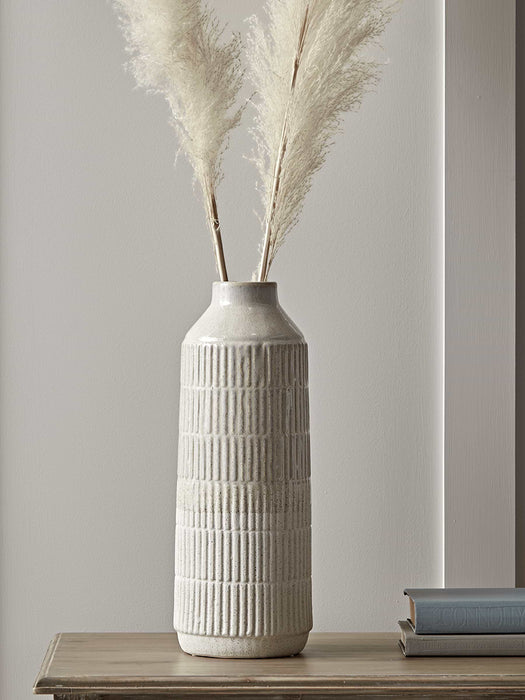 Two Tone Cream Vase