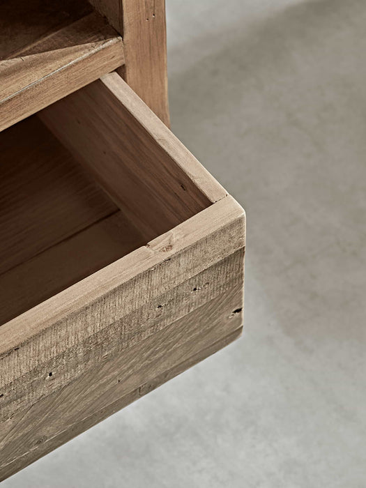 Loft Media Unit