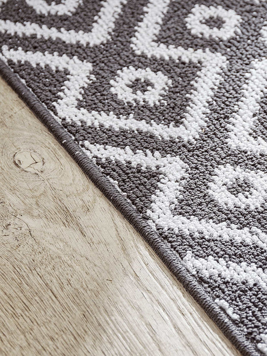 Geometric Stain Resistant Runner