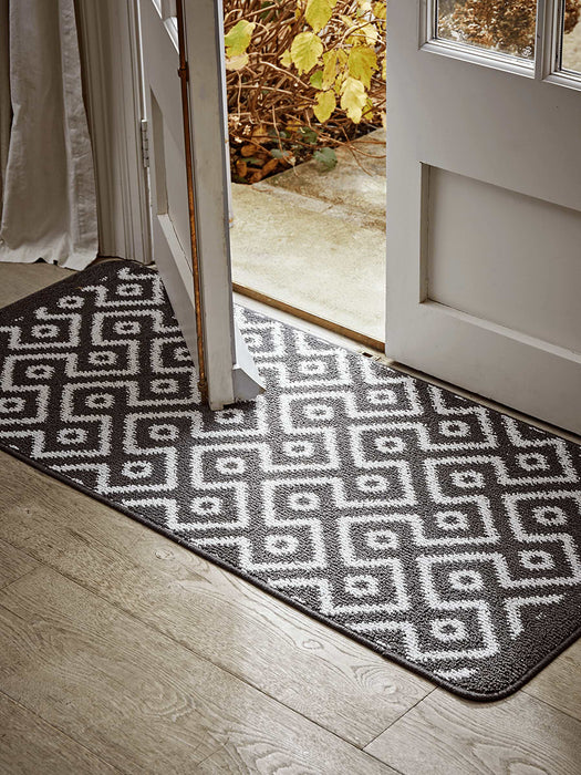 Geometric Stain Resistant Runner