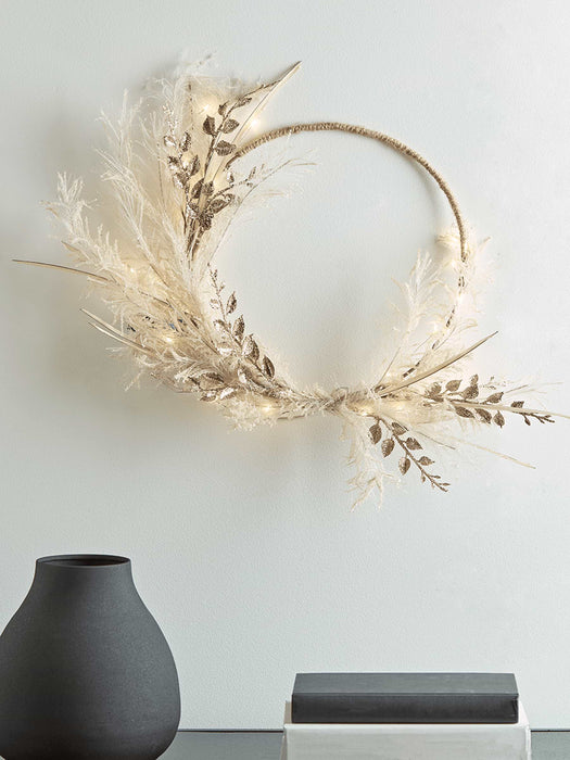 Light Up Dried Flower Wreath