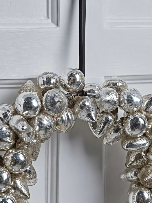 Mercuried Bauble Wreath