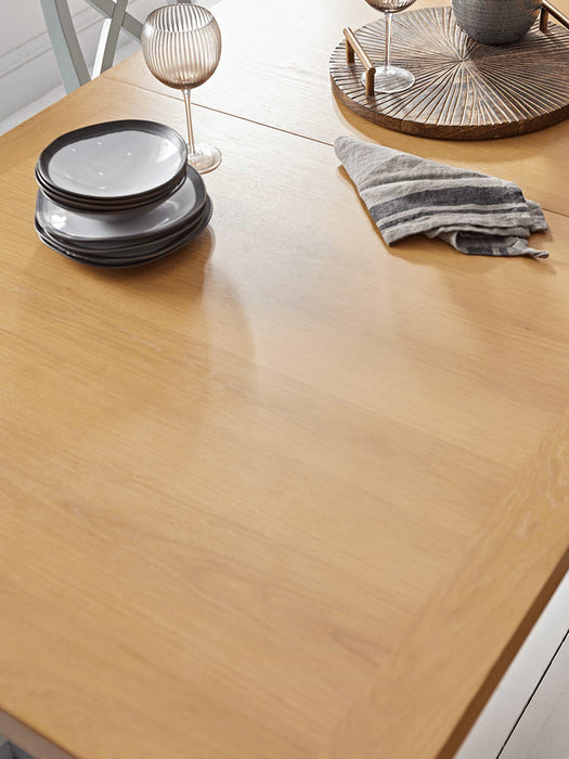 Bibury Dining Table