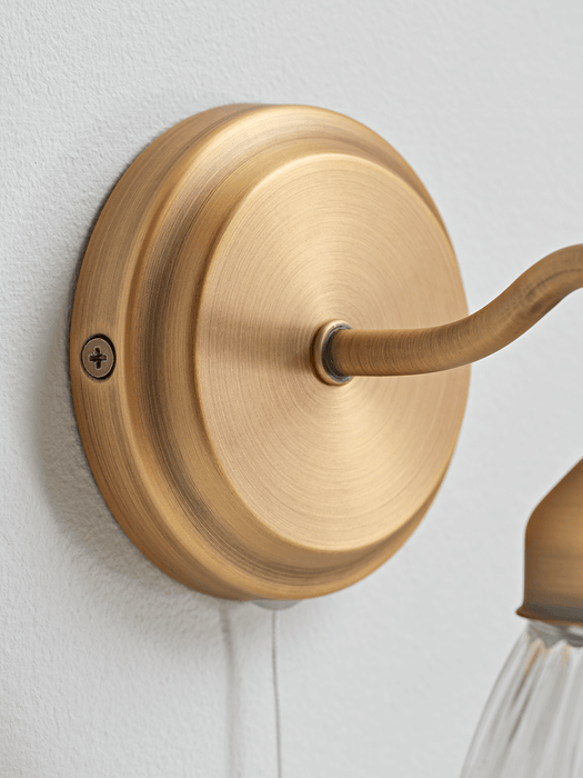 Fluted Bathroom Light - Brass