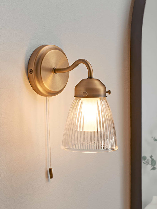 Fluted Bathroom Light - Brass