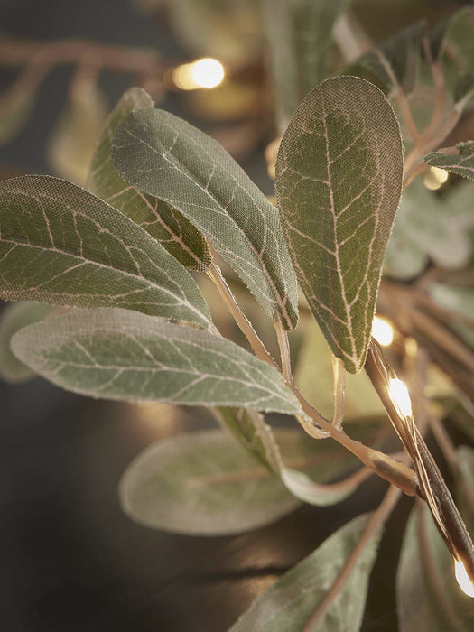 Mistletoe Light Up Garland