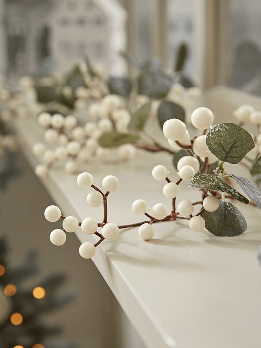 Snowberry & Eucalyptus Garland